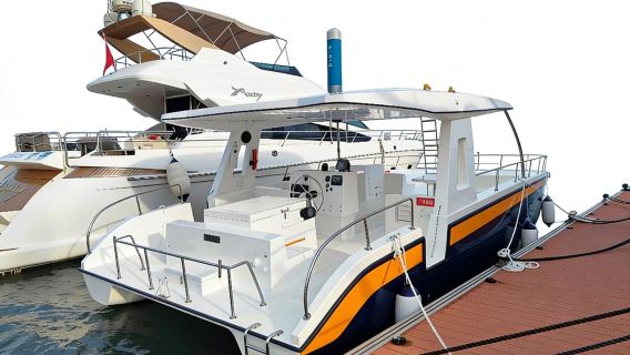 【福州平潭遊艇租賃】平潭 35尺飛橋遊艇包船出海～贈送水果飲料