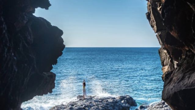 Excursión de un día con servicio de coche privado con conductor en Mauricio: Bahía Azul, Cabo del Mundo y Montaña Le Morne