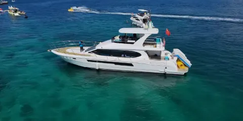萬寧加井島豪華遊艇出海水上電單車香蕉船休閒海釣浮潛跟拍航拍玻璃船