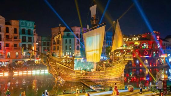 Mega Grand World Hanoi: Round-Trip Gondola Boat Ticket