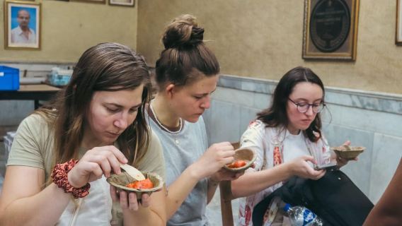 Kolkata Midtown Madness - A Street Food & Nightlife Tour