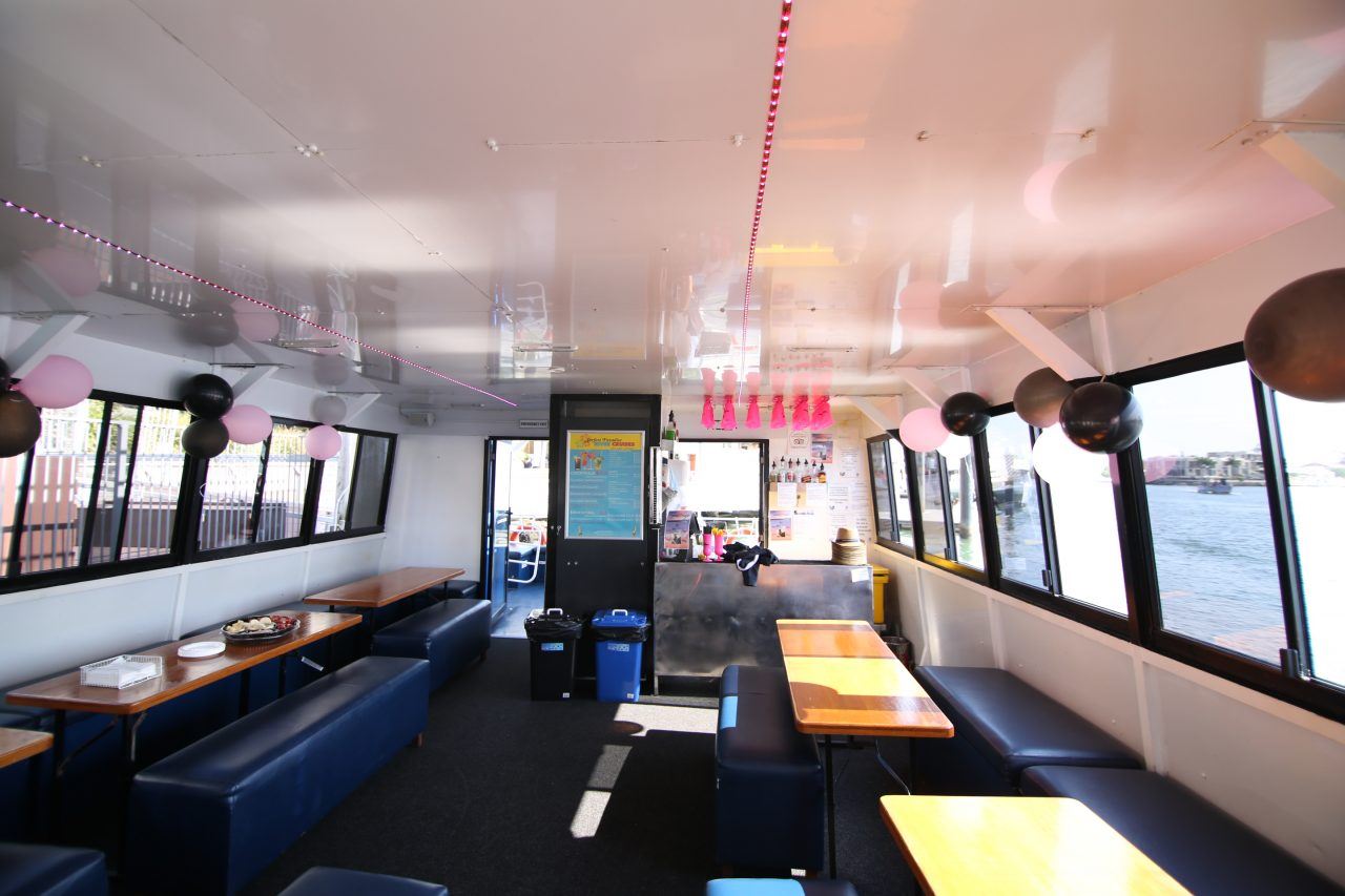 골드코스트 서퍼스 파라다이스 1.5시간 일몰 유람선 투어