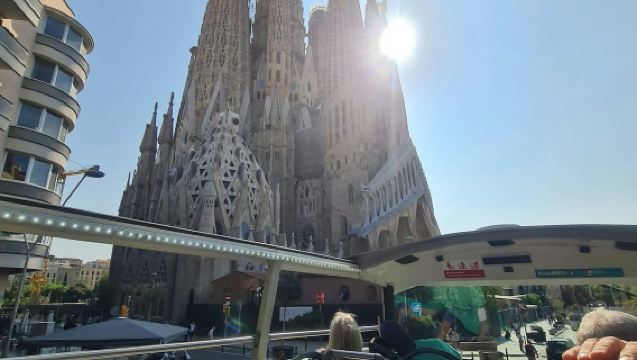 Barcelona Bus Turístic: Hop-on Hop-off Bus Tour