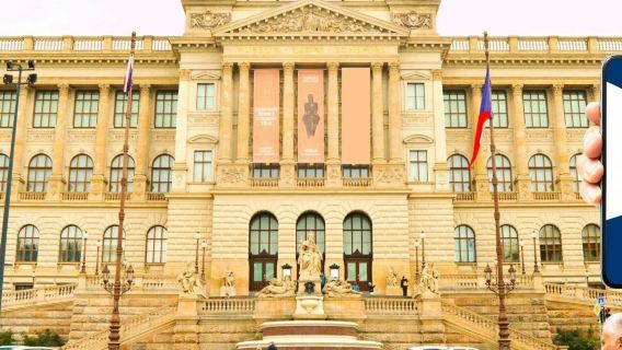 Nationalmuseum Prag: Eintrittskarte + Audioguide für die Stadtführung