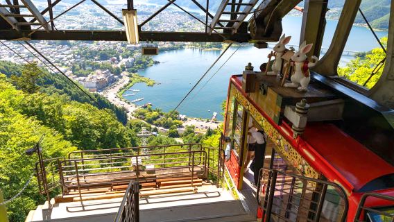 Free Cable Car|Tokyo Mount Fuji Lake Kawaguchiko Panoramic cable car + Internet-famous Lawson + Oshino hakkai 1-day tour