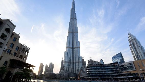 Burj Khalifa 148th floor, Dubai Mall Shopping & Musical Fountain show tour with Transfers