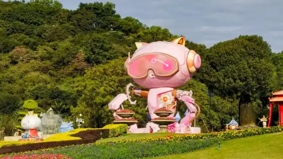 Guangzhou Chen Clan Ancestral Hall, Canton Tower, Baiyun Mountain Chinese Join-in Tour 1-day Tour (Optional Pearl River Night Cruise)