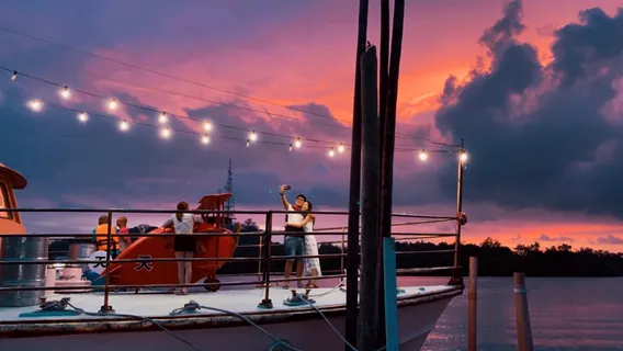 Magical Fireflies Cruise Boat