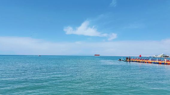 ○ Qinghai Lake + Sun Moon Mountain 1-Day private group tour Tour - Explore the Natural Scenery and Tibetan Culture