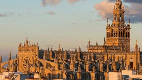 Sevilla: Tour guiado por los lugares más destacados de la ciudad