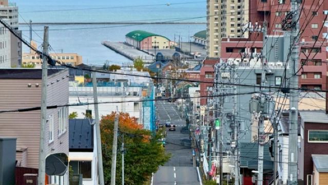 Lawatan Sehari Panorama Noboribetsu Jigokudani + Tasik Toya + Gunung Baru Showa + Otaru di Hokkaido