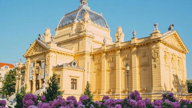 薩格勒布-聖馬可教堂-失戀博物館-耶拉契奇總督廣~~