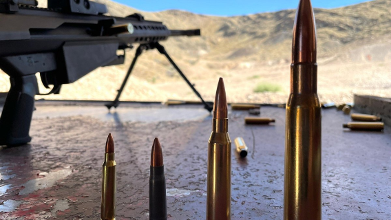 ラスベガス屋外またはMGV室内実弾射撃体験 中国語・英語対応インストラクター ラスベガスストリップホテル送迎