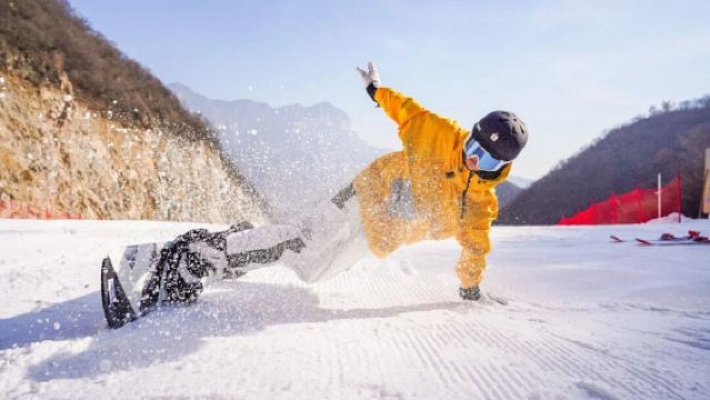 Berlepas dari Linfen | Lawatan Sehari Kongsi Kenderaan ke Gunung Yunqiu | Pelbagai Pakej Tersedia