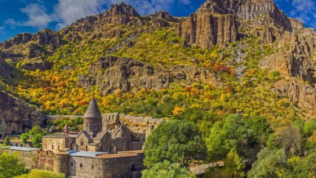 Excursion d'une journée en voiture avec chauffeur au monastère de Gherart en Arménie