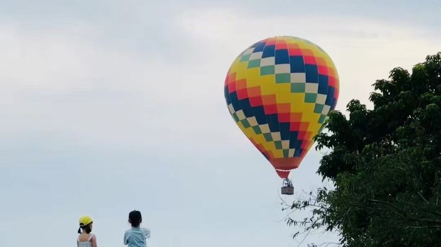 桂林冠岩桂海1日遊旅拍體驗熱氣球純玩