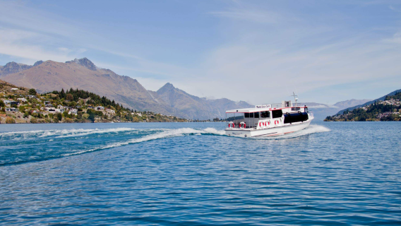 Perjalanan Kapal Pesiar Mewah di Danau Wakatipu Queenstown - Dermaga Sejuta Dolar