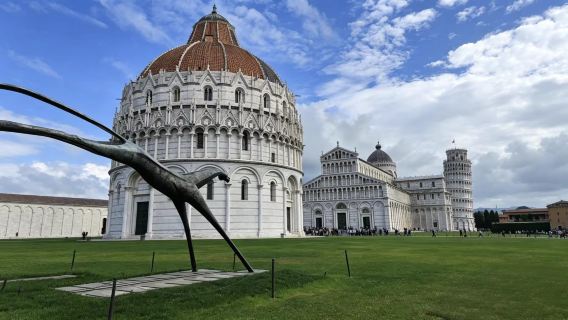 Florence round-trip to Pisa, San Gimignano, Siena and Chianti (join-in tour)