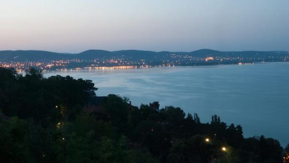 Budapest: Tihany Peninsula Hike and Abbey Day Trip