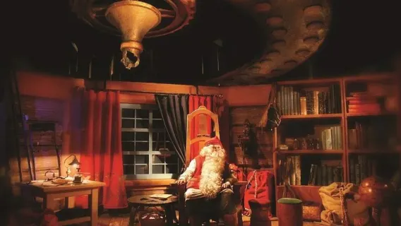 Ab Rovaniemi, Finnland: Weihnachtsmanndorf-Tour [inkl. Mittagessen + Polarkreis-Zertifikat]