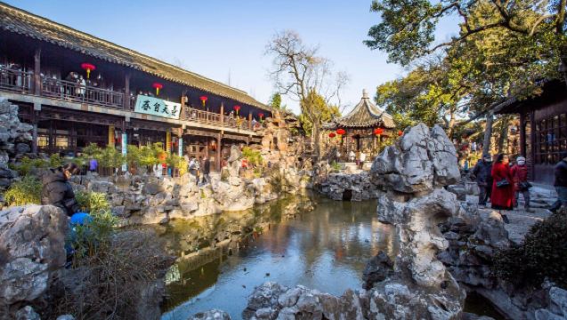 Yangzhou | Servicio de traducción comercial, guía, acompañamiento local con visita guiada con explicaciones | Visita guiada con explicaciones en los lugares de interés «Lago del Oeste Delgado, Jardín Ge, Jardín He, Museo del Gran Canal de China» Servicio de coche privado con conductor para negocios
