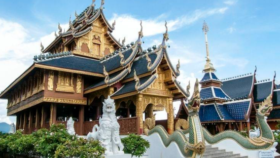 清邁清萊白廟黑廟藍廟一日遊