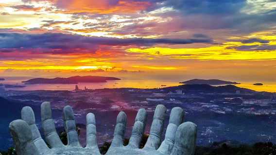 Kota Kinabalu Fuga al tramonto: Tour condiviso di mezza giornata per rilassarsi sulla Kokol Hill con viste panoramiche