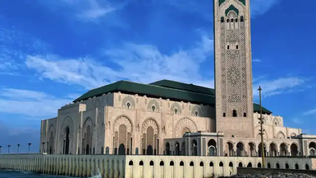 摩洛哥境內  專業翻譯|旅遊地陪|商務翻譯|展會翻譯|陪同拜訪|中文及西班牙文翻譯