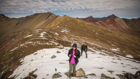 Escursione alla Montagna Arcobaleno