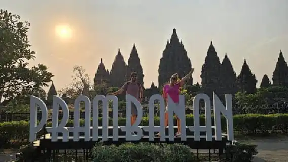 Yogyakarta: Borobudur ClimbUP , Prambanan and Entry Ticket