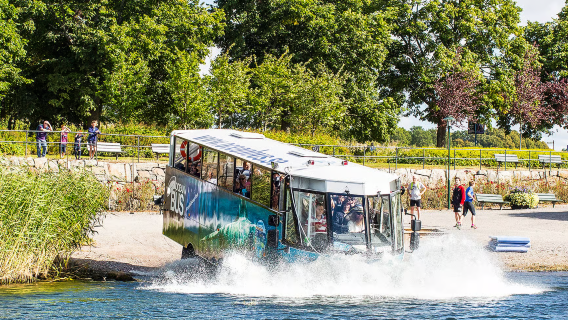 Tour anfibio en autobús por Estocolmo, Suecia, explorando el centro histórico