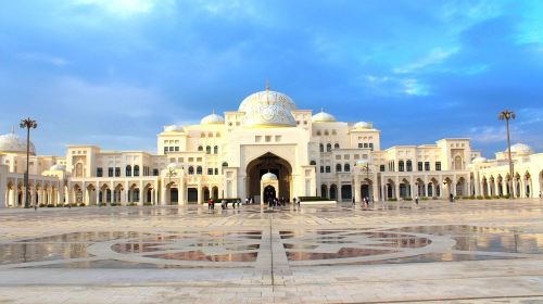 Abu Dhabi Attraction: Qasr Al Watan Abu Dhabi Day Tours 3