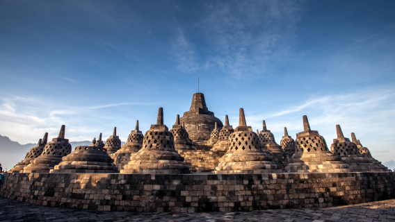 Templi di Borobudur e Prambanan|Guida multilingue