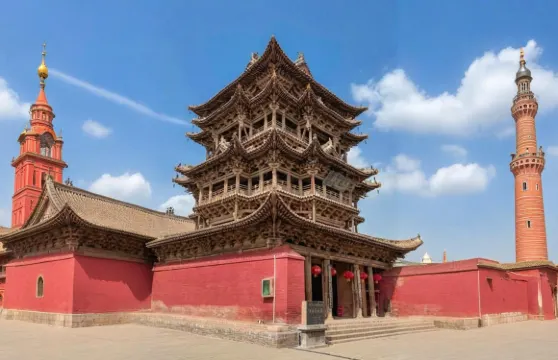 李家大院+飛雲樓+後土祠+馬村磚雕+青龍寺+稷王廟一日遊