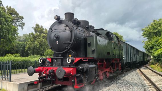 德國-柏林|復古電車+懷舊市集蒸汽火車博物館  復古電車巡遊