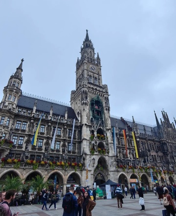 Munich City - BMW Museum - Allianz Arena - Olympiapark München Private Charter - Selected