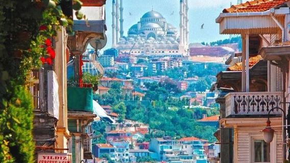 ทัวร์ 1 วันเหมารถสุดพิเศษในอิสตันบูล | การล่องเรือช่องแคบ + อาหารกลางวันในถ้ำ + ย่านเมืองเก่าสีสันสดใส