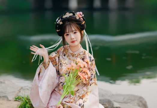 Beijing Trip Moments[Hanfu photography + costume rental + photographer service + exquisite makeup/hairstyling]
