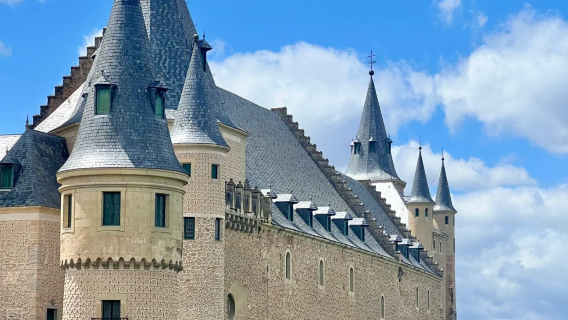 Tour di un giorno ad Ávila e alla città vecchia di Segovia in Spagna + gruppo in inglese/spagnolo + prenotazione a partire da 1 persona