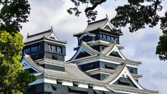 福岡港拼團一日遊熊本城-櫻之馬場城彩苑-鶴屋百貨-成趣園