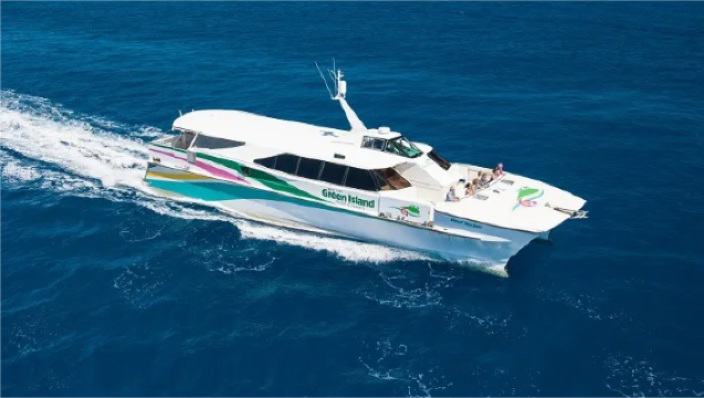 [เลือกดำน้ำตื้น/เรือท้องกระจก] ทัวร์ครึ่งวันเกาะกรีนไอส์แลนด์โดยเรือบิ๊กแคท แคนส์