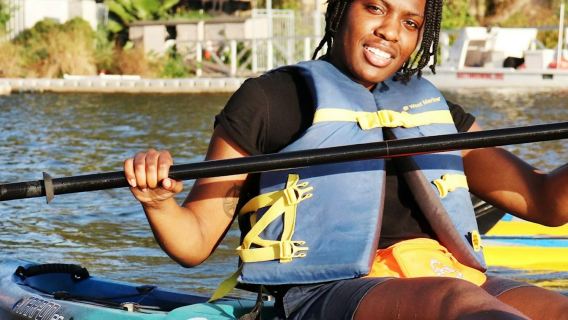 市中心至巴頓溫泉之旅