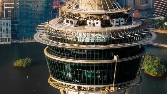 مطعم البوفيه الدوار في برج ماكاو السياحي (مطعم دوار 360° + بوفيه عالمي + قمة ماكاو + المشي في الهواء)