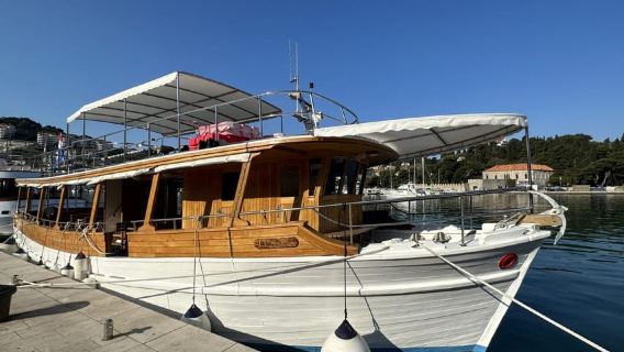 From Dubrovnik: Elaphite Islands Day Trip with Lunch