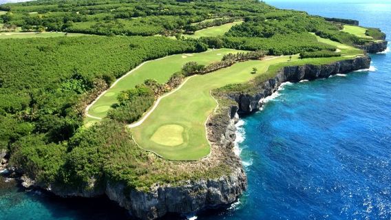 Saipan Laolao Bay Golf Club 18-hole golfing experience