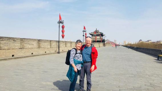 Xi'an Private Tagestour zur Terrakotta-Armee und optionalen Sehenswürdigkeiten der Stadt mit lokalen Snacks