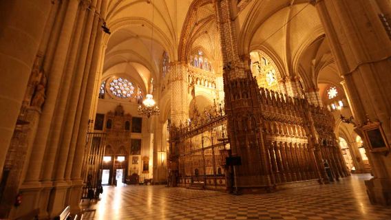 Spain + Toledo Old City + Toledo Cathedral + Segovia Alcazar one-day tour