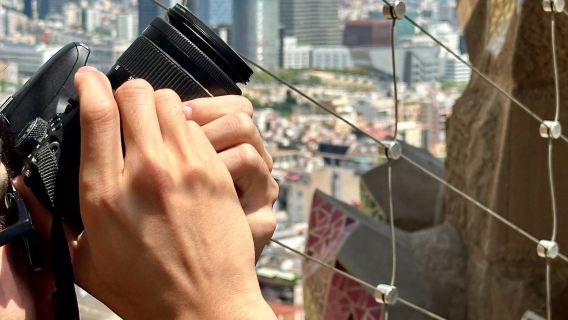 Sagrada Familia: Tour Organizzati in Piccoli Gruppi con Accesso alla Torre