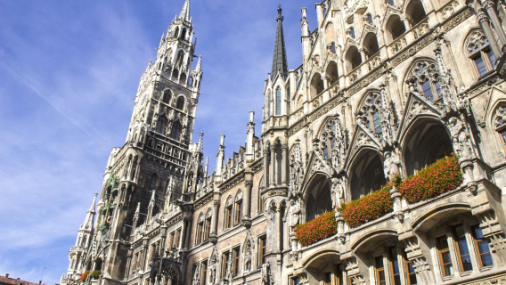 tour di un giorno al Deutsches Museum, Palazzo di Nymphenburg, Frauenkirche e Giardino Inglese