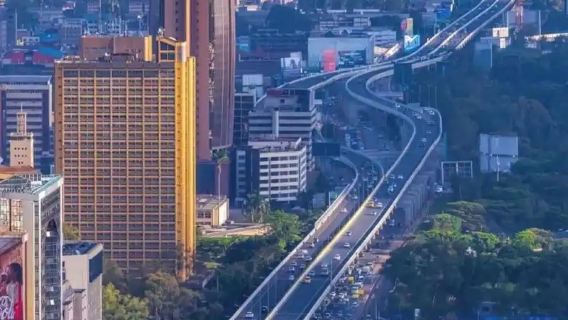 ไนโรบี เคนยา: บริการรับส่งสนามบินเคโม (พร้อมป้ายบอกทาง), บริการเช่ารถในเมือง, และบริการปรับแต่งกำหนดการเดินทาง